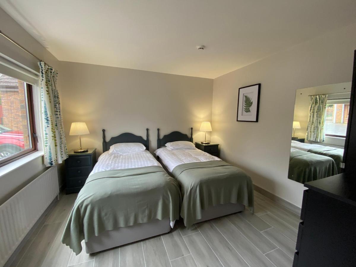 Tullybay Holiday Homes מראה חיצוני תמונה